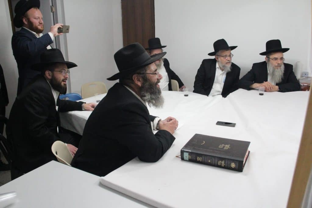 הישיבה החדשה של 'המשגיח' הוקמה אצל הגרמ"ה הירש • גלריה