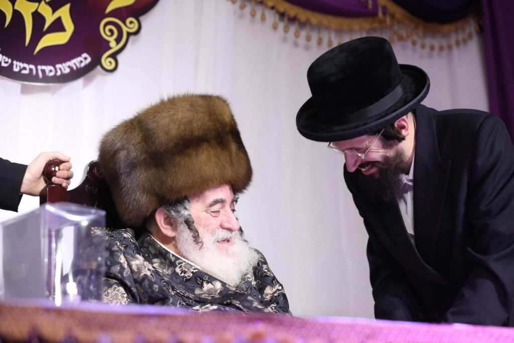 האדמו"ר מויזניץ בדינר לתומכי קהילת "ישועות משה" בחיפה • גלריה