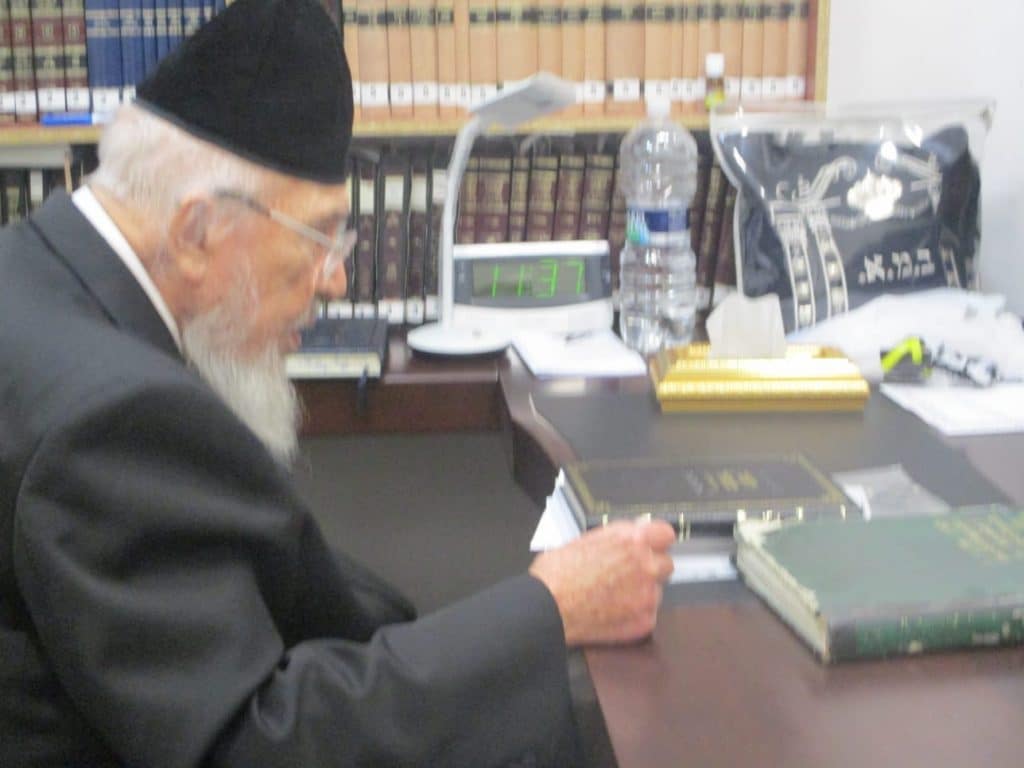 תלמידי משאת המלך אצל ראש הישיבה הגרב"מ אזרחי