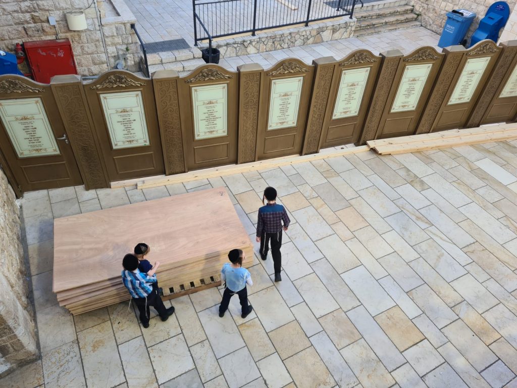 כך נראות ההכנות להילולת הרשב"י • גלריה מרהיבה