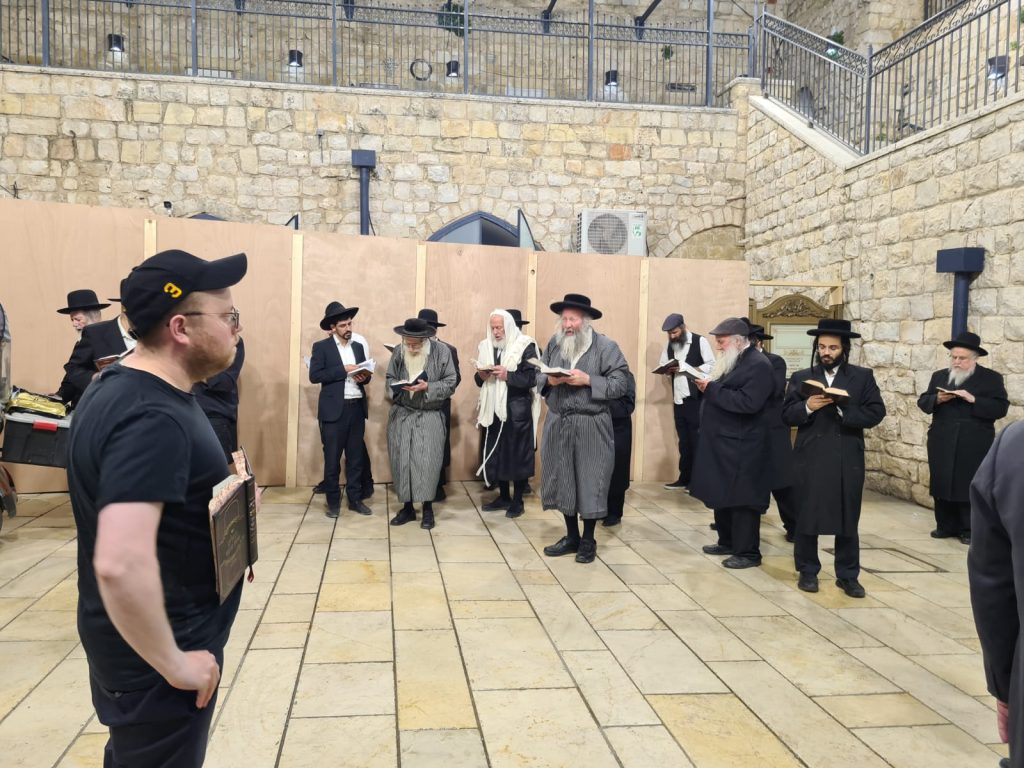 כך נראות ההכנות להילולת הרשב"י • גלריה מרהיבה