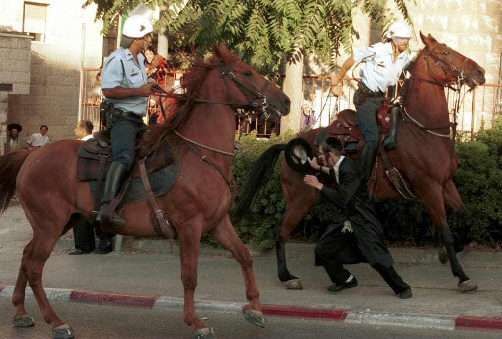 מאבקי בר אילן נמשכו עשרות שנים עד לניצחון מלא • תיעוד היסטורי