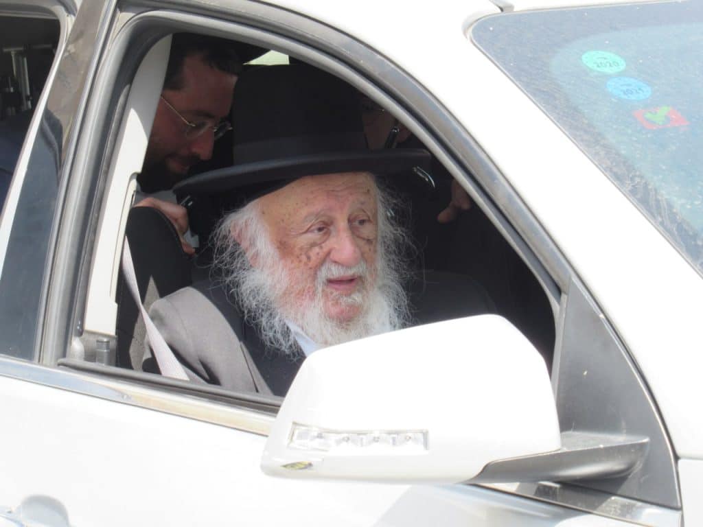 מרן ראש הישיבה בביקור חיזוק בבית שמש