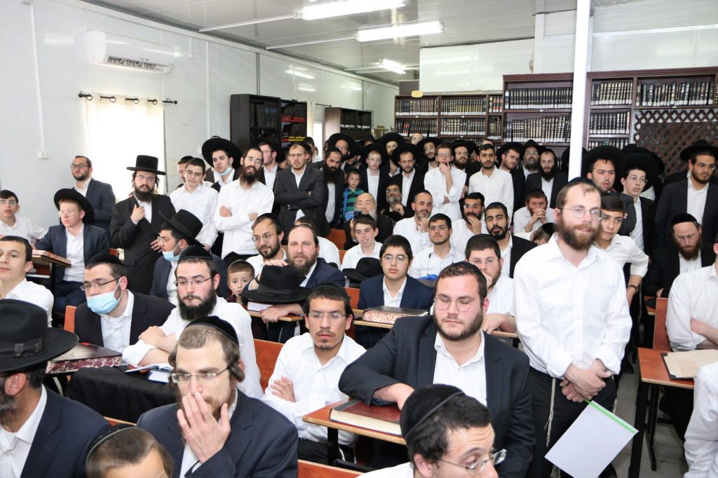 מרן ראש הישיבה בביקור חיזוק בבית שמש