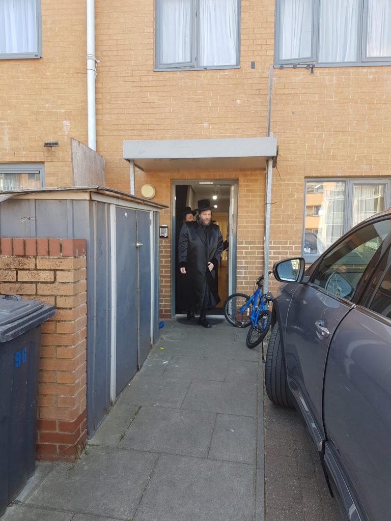 גלריה מסכמת: ביקורו של אב"ד ויז'ניץ אלעד בלונדון