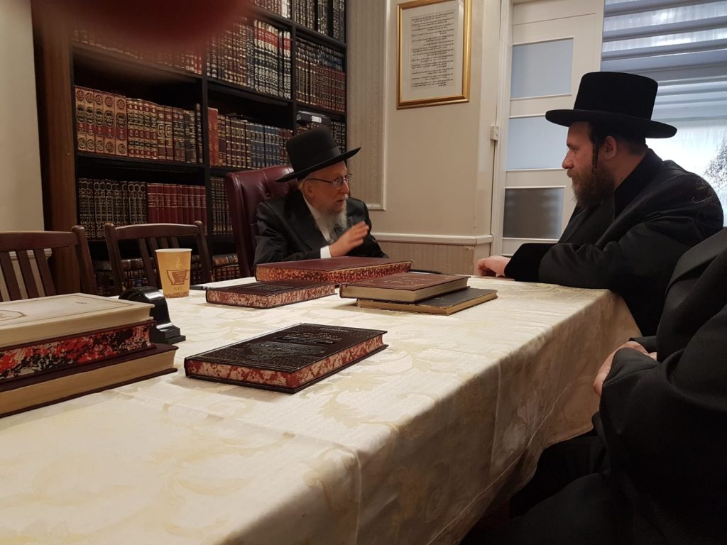 גלריה מסכמת: ביקורו של אב"ד ויז'ניץ אלעד בלונדון