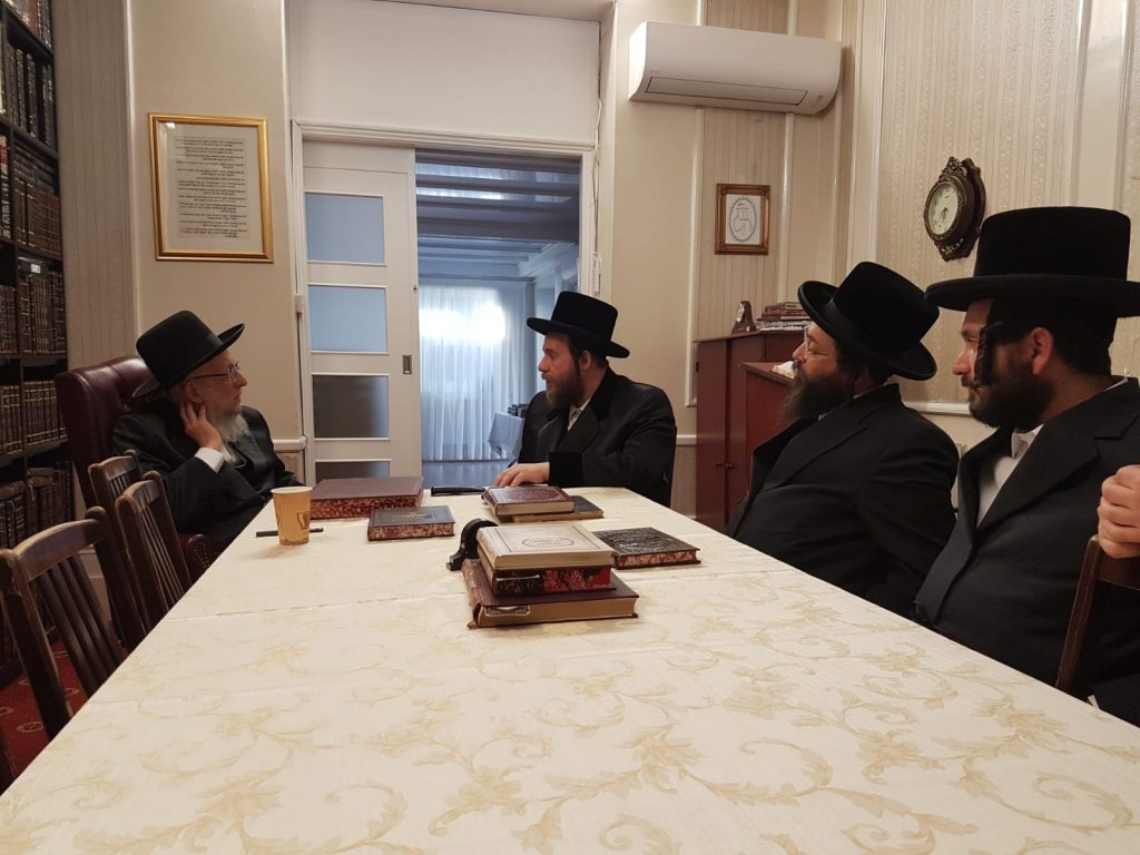 גלריה מסכמת: ביקורו של אב"ד ויז'ניץ אלעד בלונדון