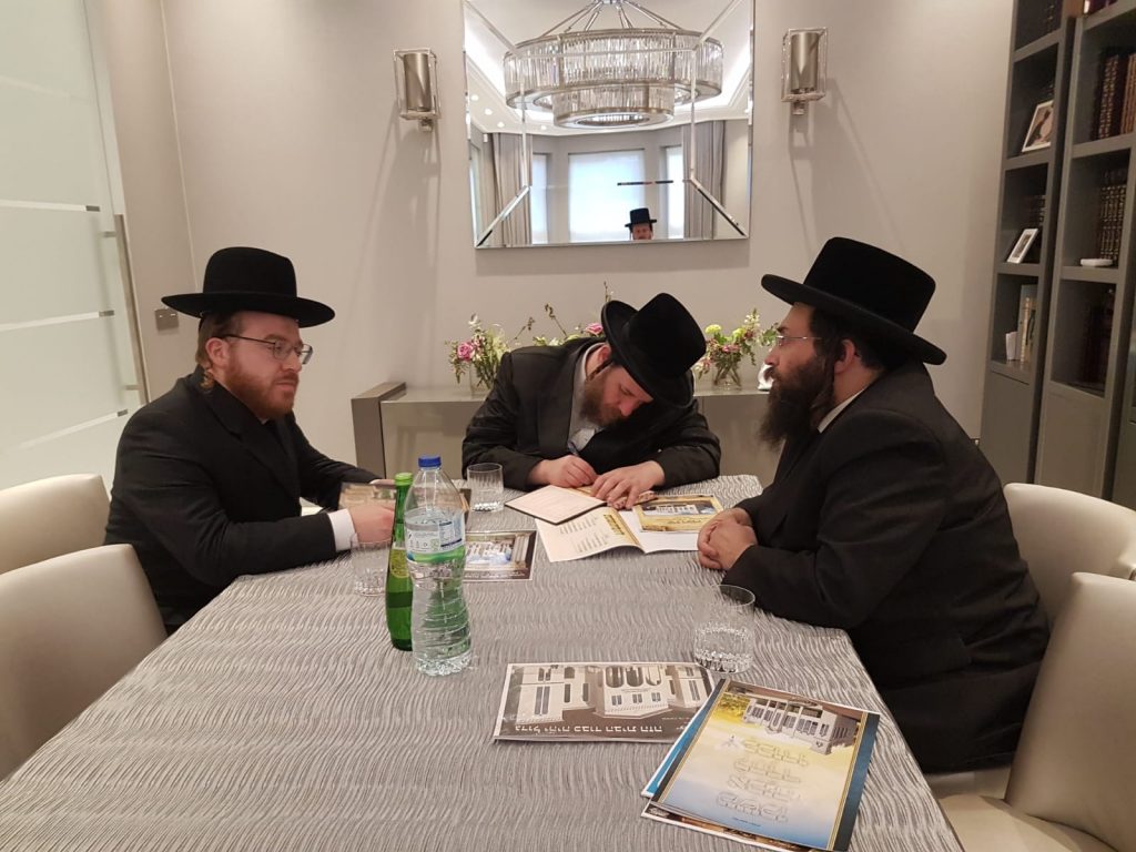 גלריה מסכמת: ביקורו של אב"ד ויז'ניץ אלעד בלונדון