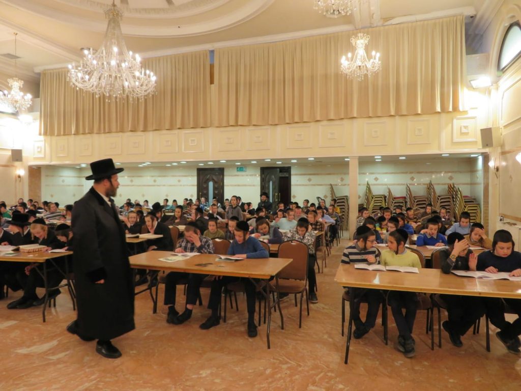 גלריה מסכמת: ביקורו של אב"ד ויז'ניץ אלעד בלונדון