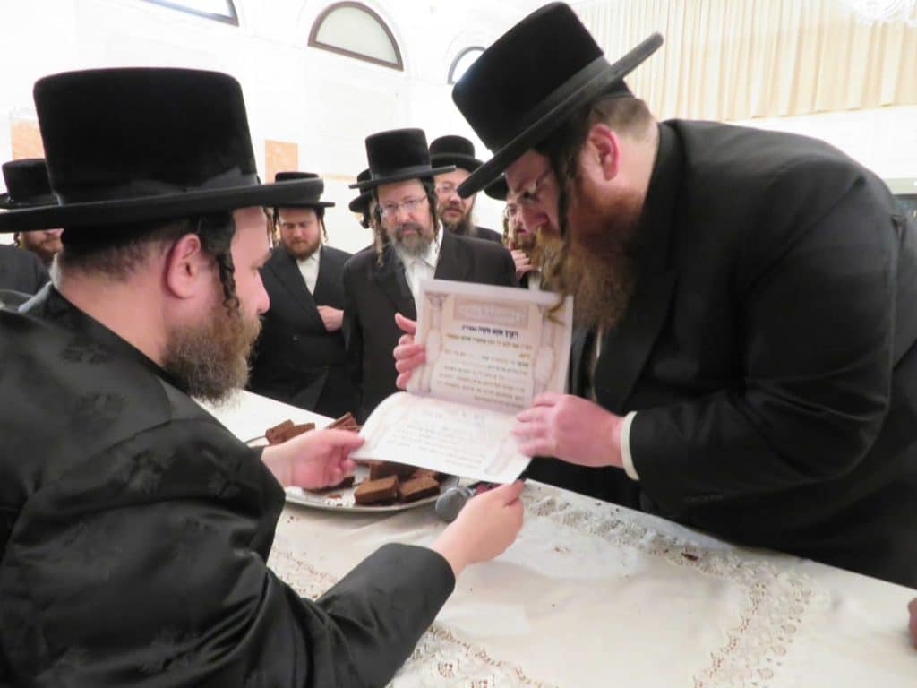 גלריה מסכמת: ביקורו של אב"ד ויז'ניץ אלעד בלונדון