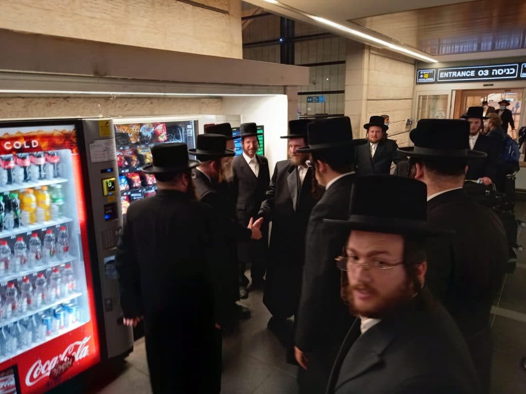 גלריה מסכמת: ביקורו של אב"ד ויז'ניץ אלעד בלונדון