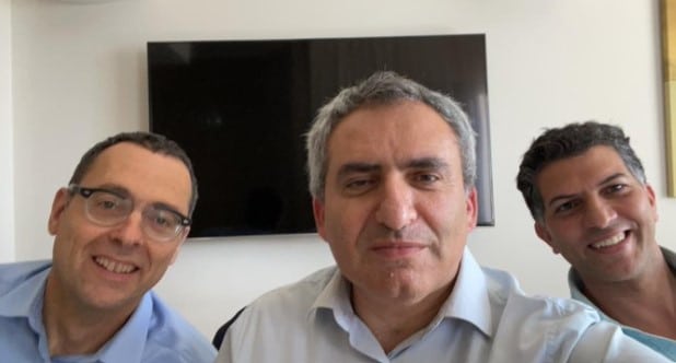 בגוש השינוי מנסים להקים ממשלה: צוותי המו"מ יפגשו היום