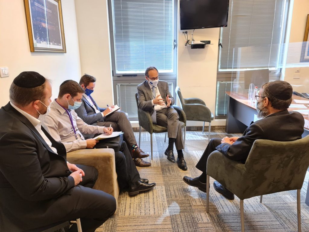 ח"כ גפני נפגש עם שגריר האיחוד האירופי בישראל