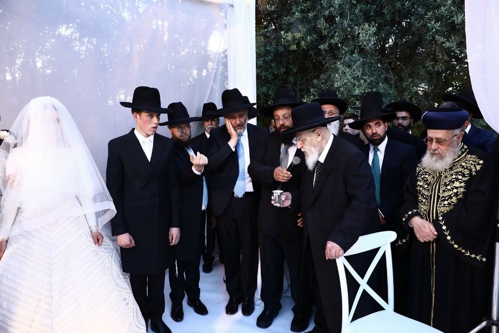 יו"ר ש"ס שר הפנים אריה דרעי חיתן את בתו • גלריה