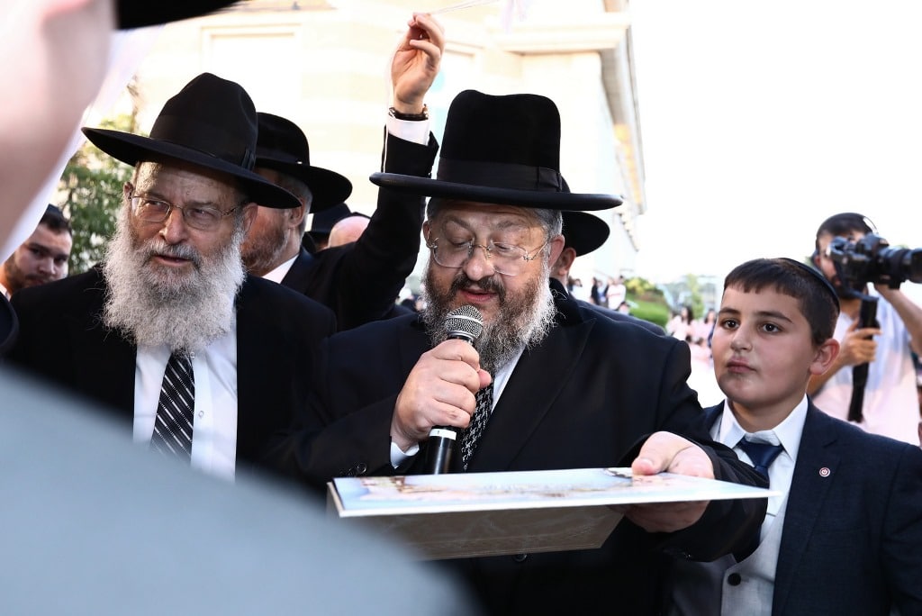 יו"ר ש"ס שר הפנים אריה דרעי חיתן את בתו • גלריה