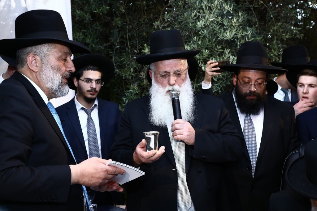 יו"ר ש"ס שר הפנים אריה דרעי חיתן את בתו • גלריה