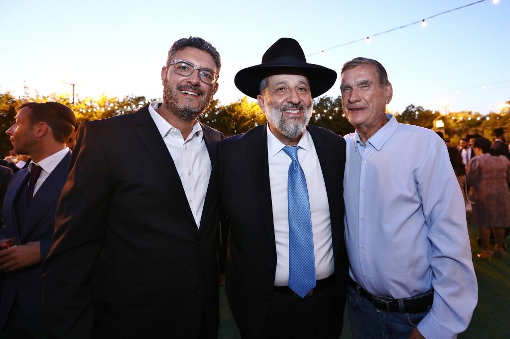 יו"ר ש"ס שר הפנים אריה דרעי חיתן את בתו • גלריה