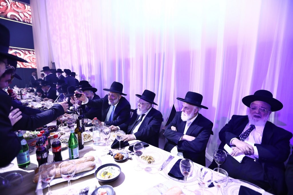 יו"ר ש"ס שר הפנים אריה דרעי חיתן את בתו • גלריה