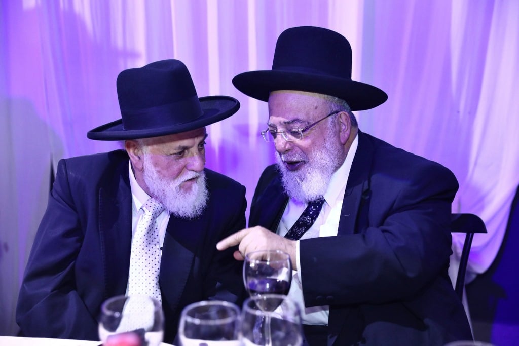 יו"ר ש"ס שר הפנים אריה דרעי חיתן את בתו • גלריה