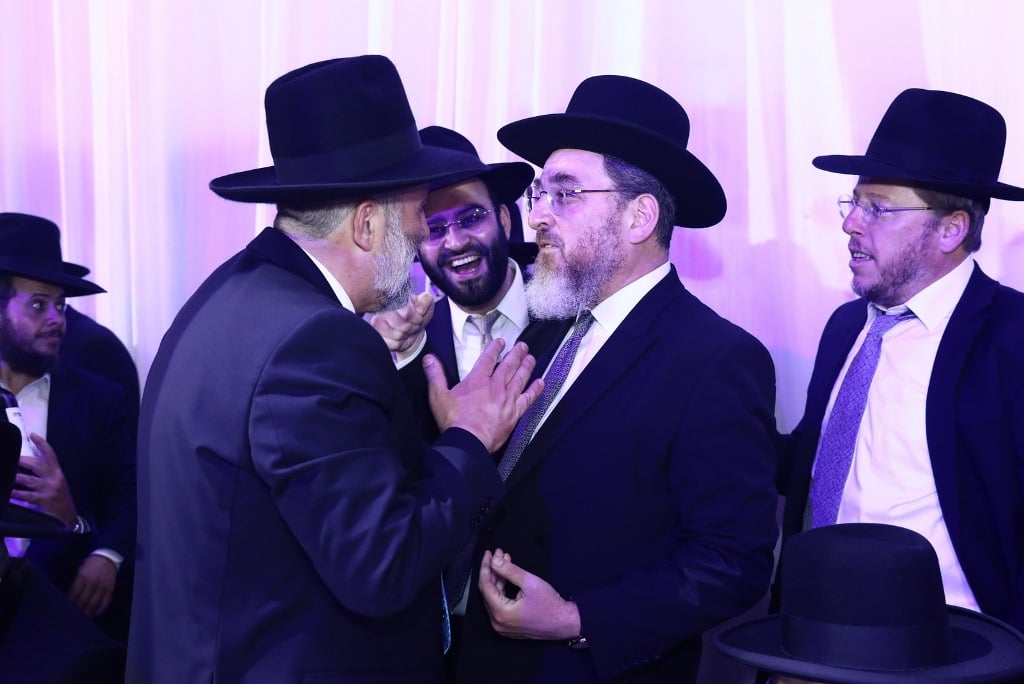 יו"ר ש"ס שר הפנים אריה דרעי חיתן את בתו • גלריה