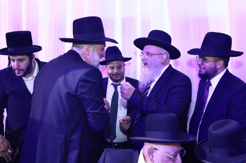 יו"ר ש"ס שר הפנים אריה דרעי חיתן את בתו • גלריה