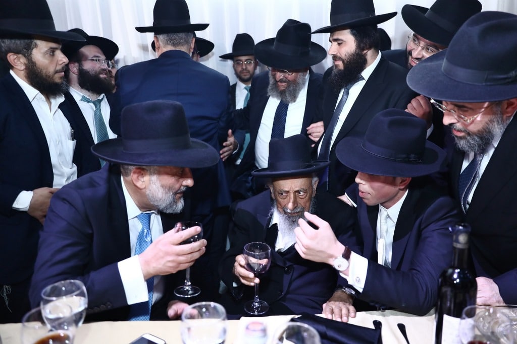 יו"ר ש"ס שר הפנים אריה דרעי חיתן את בתו • גלריה