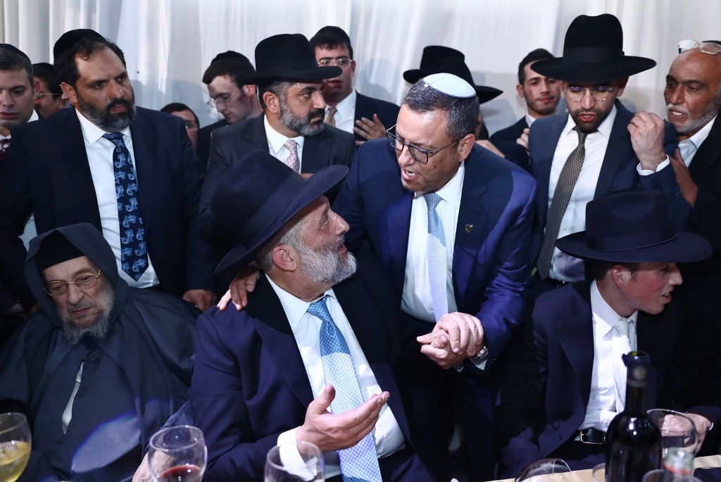 יו"ר ש"ס שר הפנים אריה דרעי חיתן את בתו • גלריה