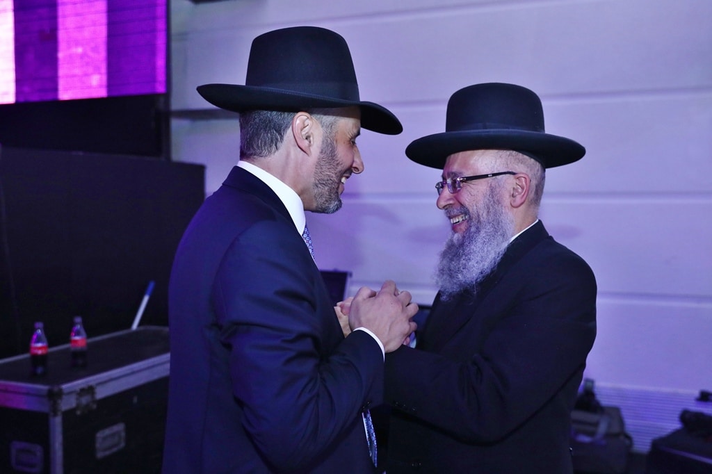 מנכ"ל ש"ס חה"כ חיים ביטון השיא את בתו • גלריה