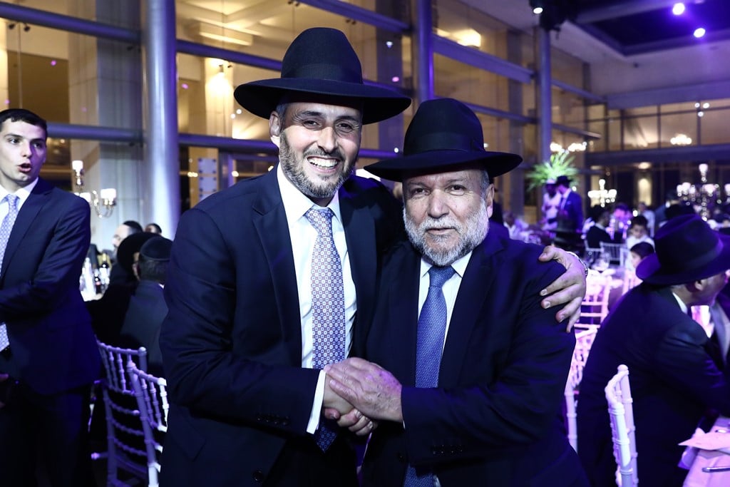 מנכ"ל ש"ס חה"כ חיים ביטון השיא את בתו • גלריה