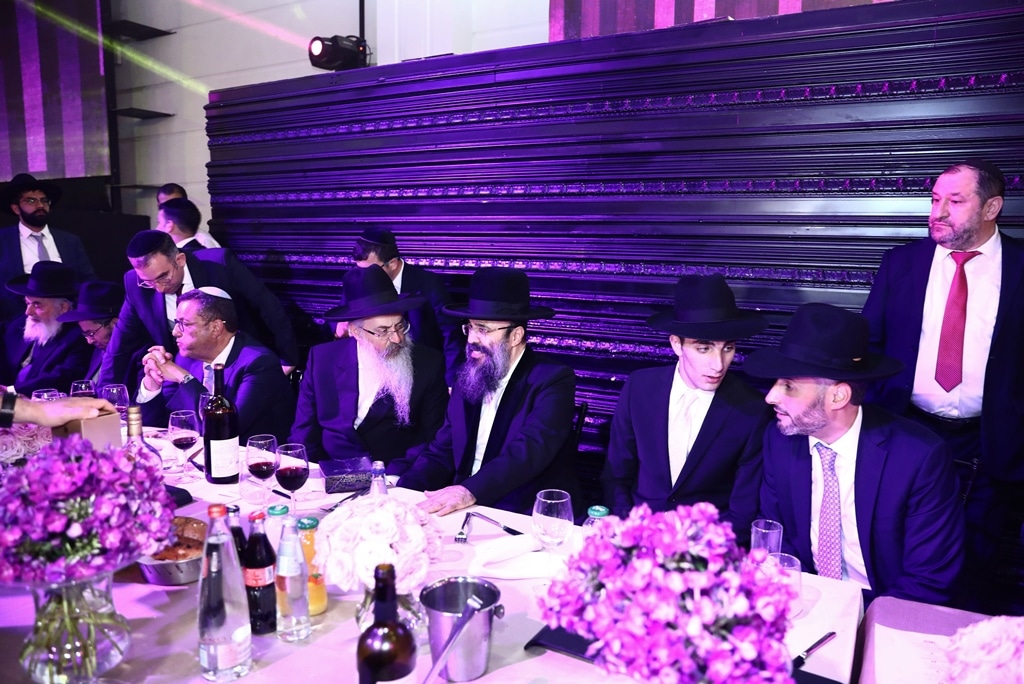 מנכ"ל ש"ס חה"כ חיים ביטון השיא את בתו • גלריה