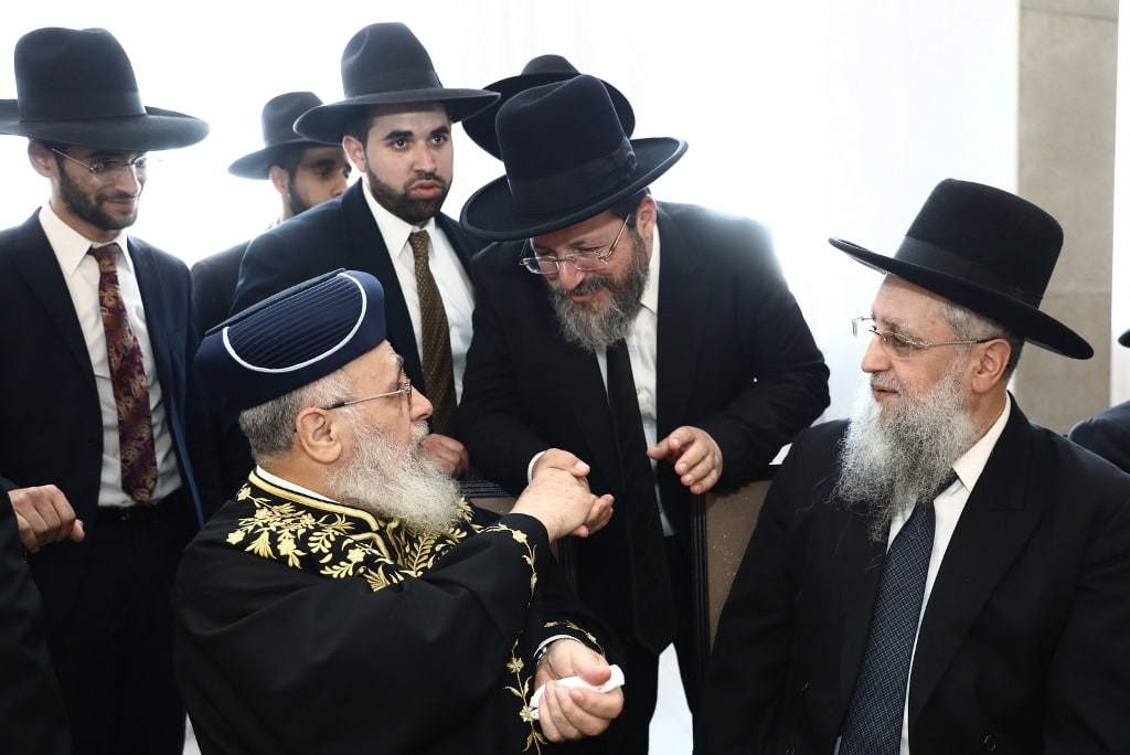 גלריה: הראשון לציון הכניס את נכדו בבריתו של אברהם אבינו