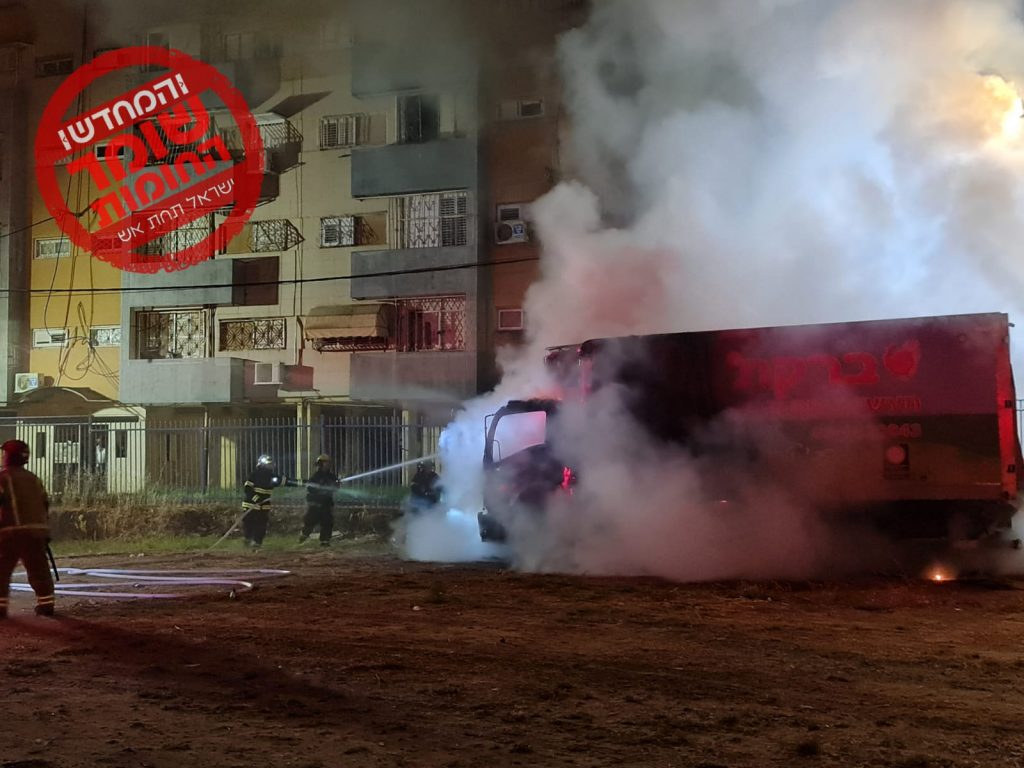 הכאוס בלוד: עשרות פורעים פשטו על השכונה היהודית - צפו בתיעוד: