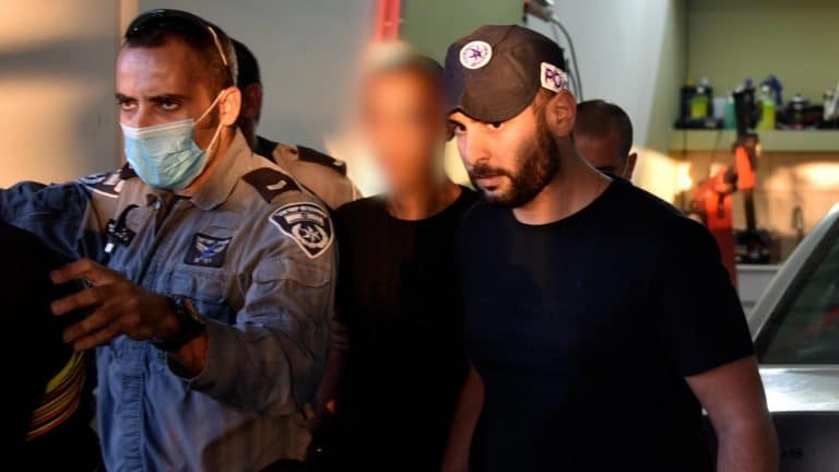 בל"ג בעומר: משפחה חרדית הותקפה ע"י ערבים בהר מירון • צפו