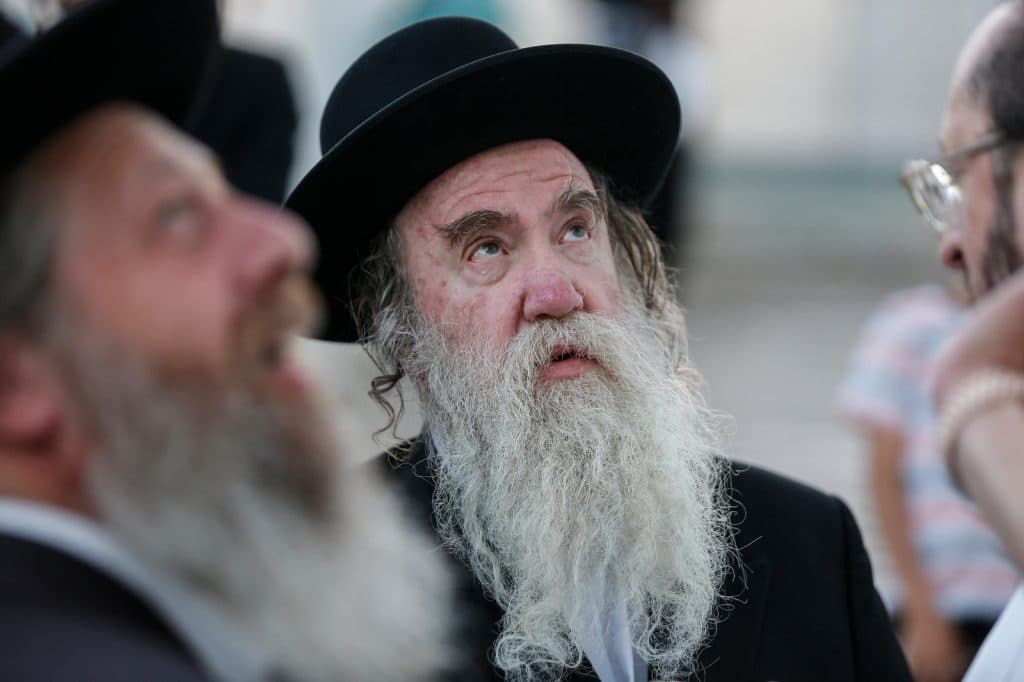 תיעוד: שלט האמונה שהוצב במקום האסון