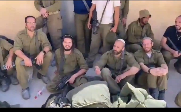 צפו: הלוחמים זועמים על ההוראה לאפסן את הנשק