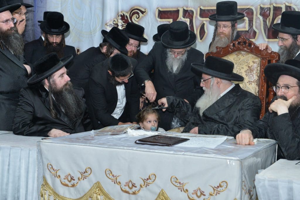 האדמו"ר ירה חץ והדליק את המדורה