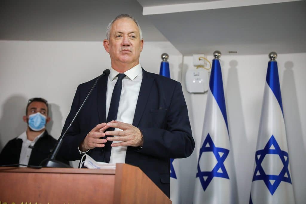 לפיד מפתיע ומשבח את האופוזיציה