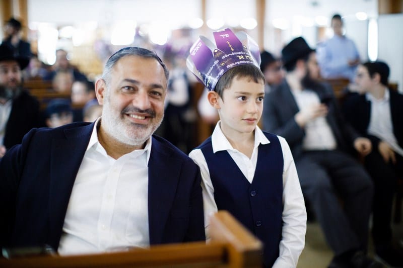 מסיבת חומש לתלמידי כיתה א' בתלמוד תורה "חדר מנחם" במוסקבה