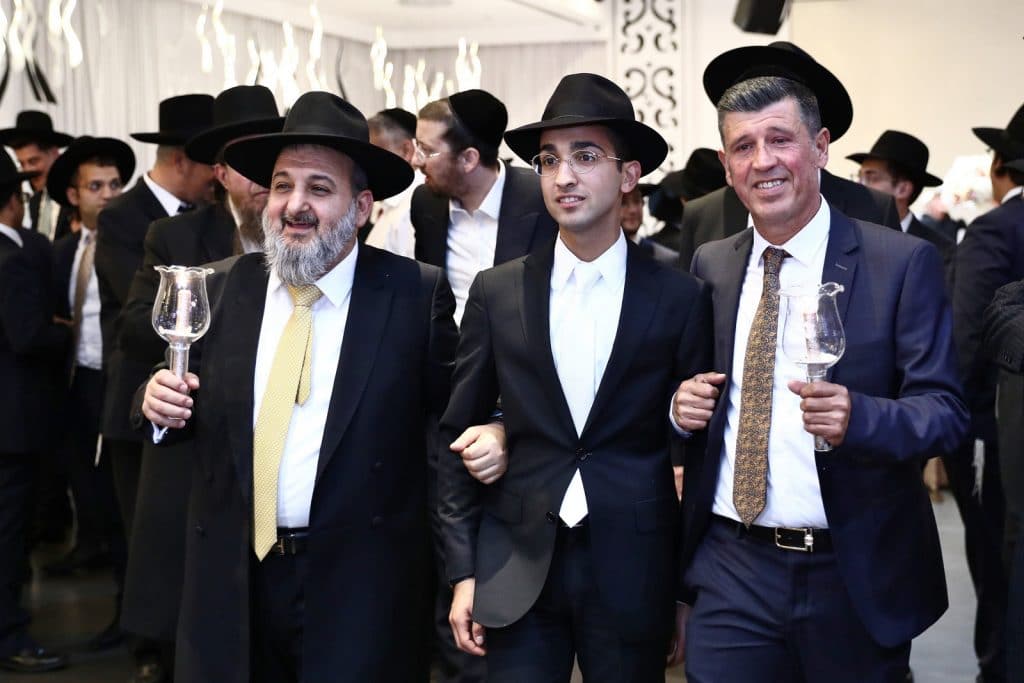 רבנים ואישי ציבור בחתונת בן הרב שניאור זלמן רווח