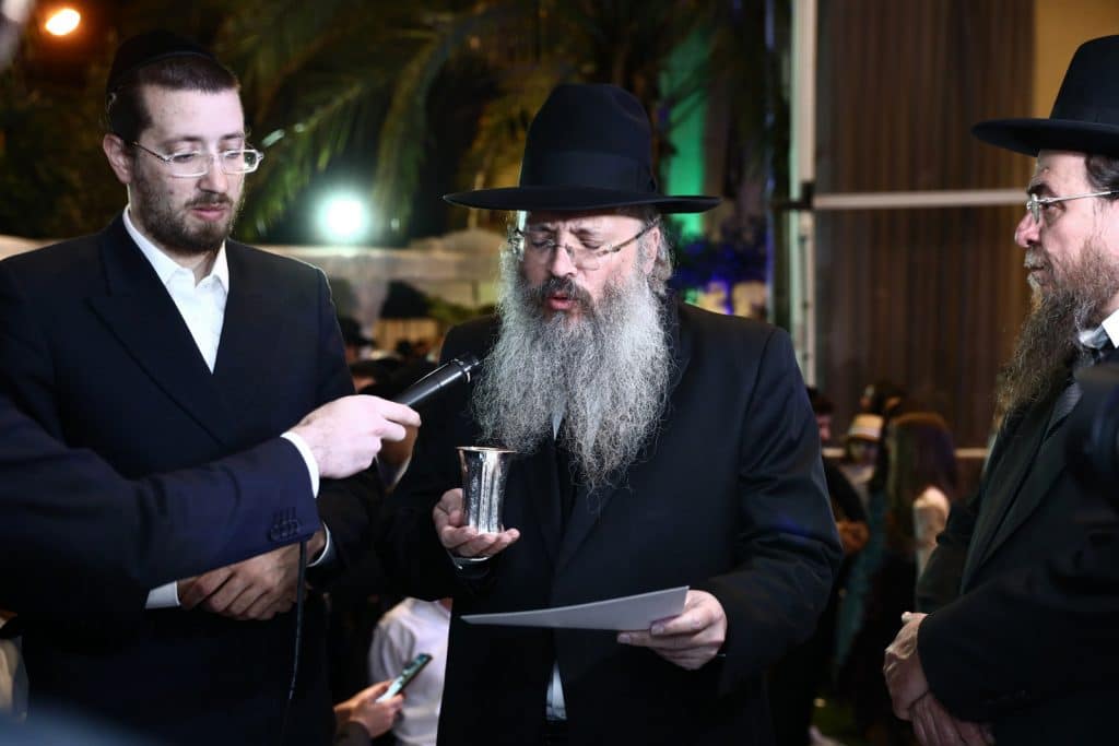 רבנים ואישי ציבור בחתונת בן הרב שניאור זלמן רווח