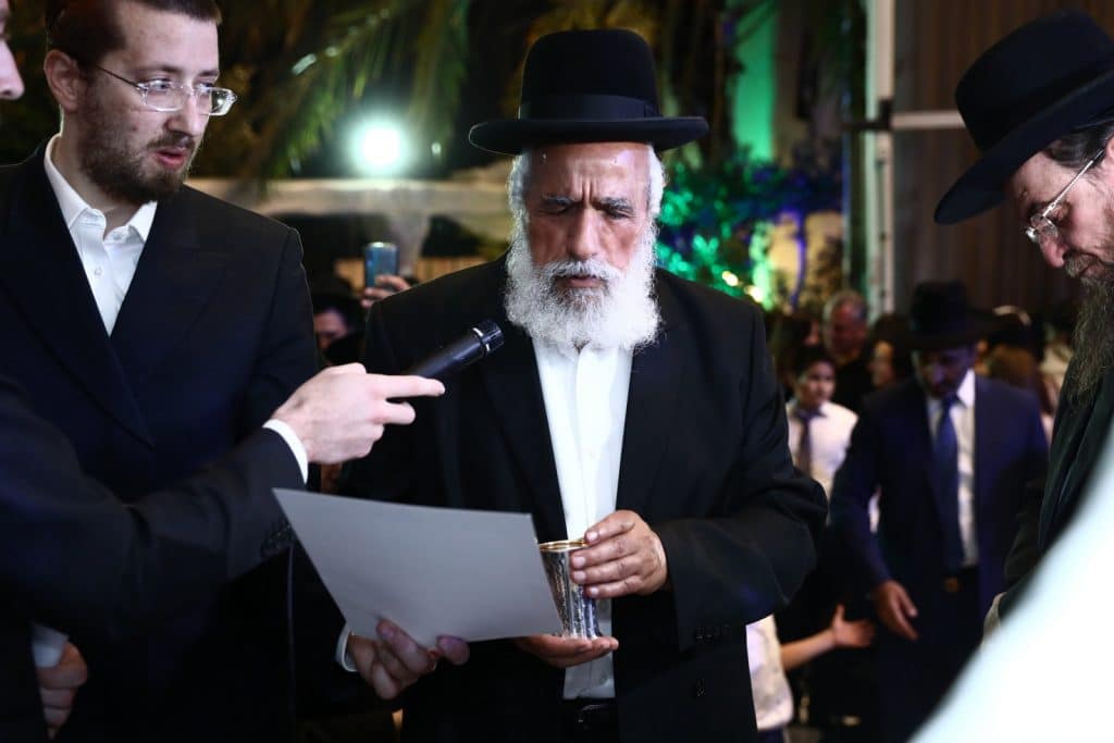 רבנים ואישי ציבור בחתונת בן הרב שניאור זלמן רווח