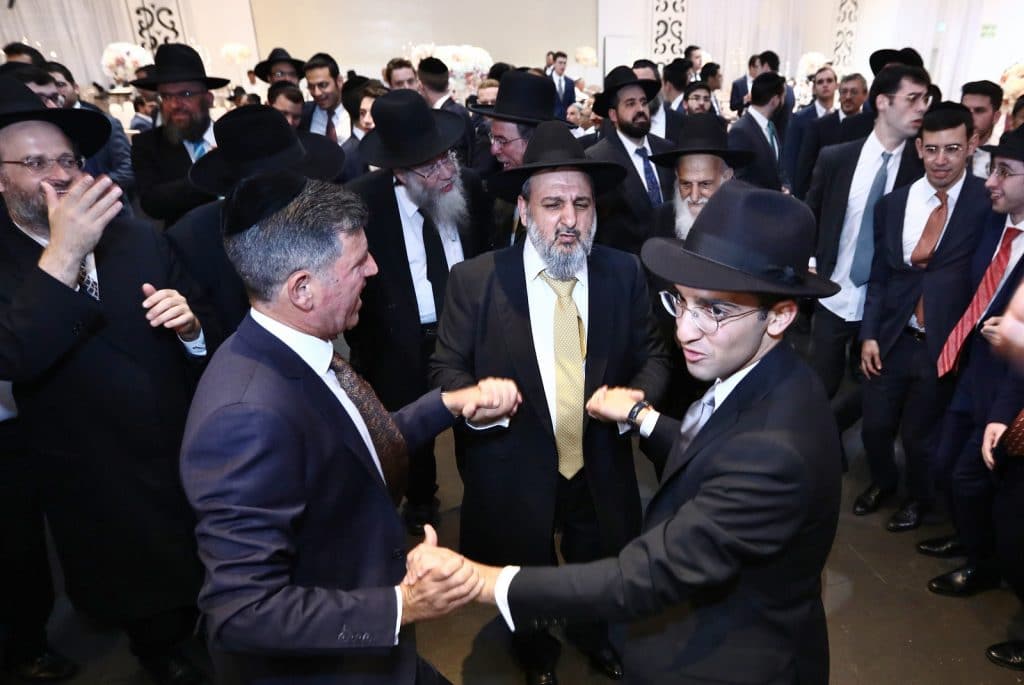 רבנים ואישי ציבור בחתונת בן הרב שניאור זלמן רווח