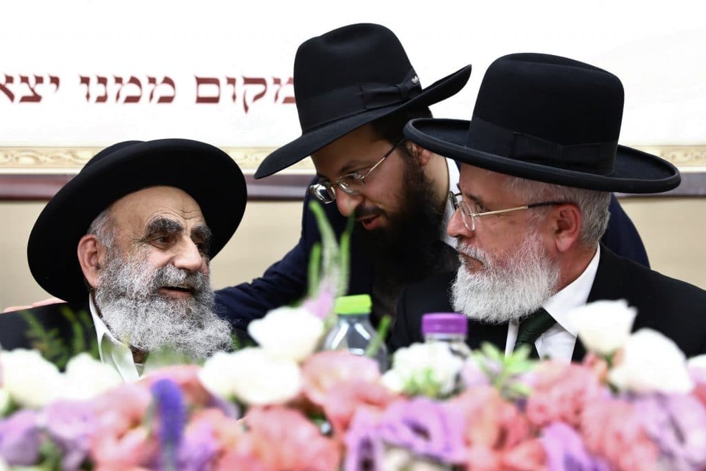 הגר"מ צדקה ב'יזדים': "באים לכוללים לביקורות, רוצים להצר צעדינו"