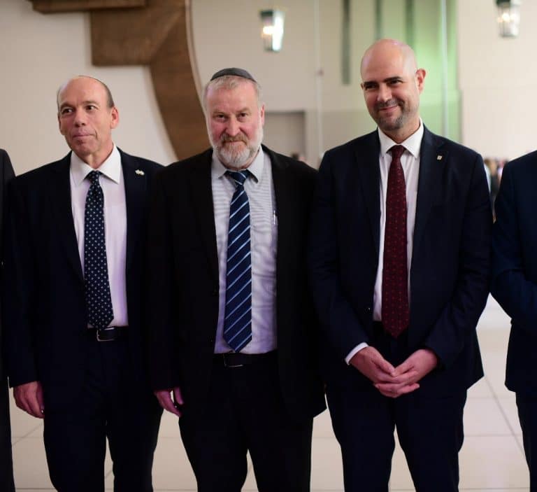 מחשש להדלפות: המבקר והיועמ"ש גיבשו נוהל סודיות