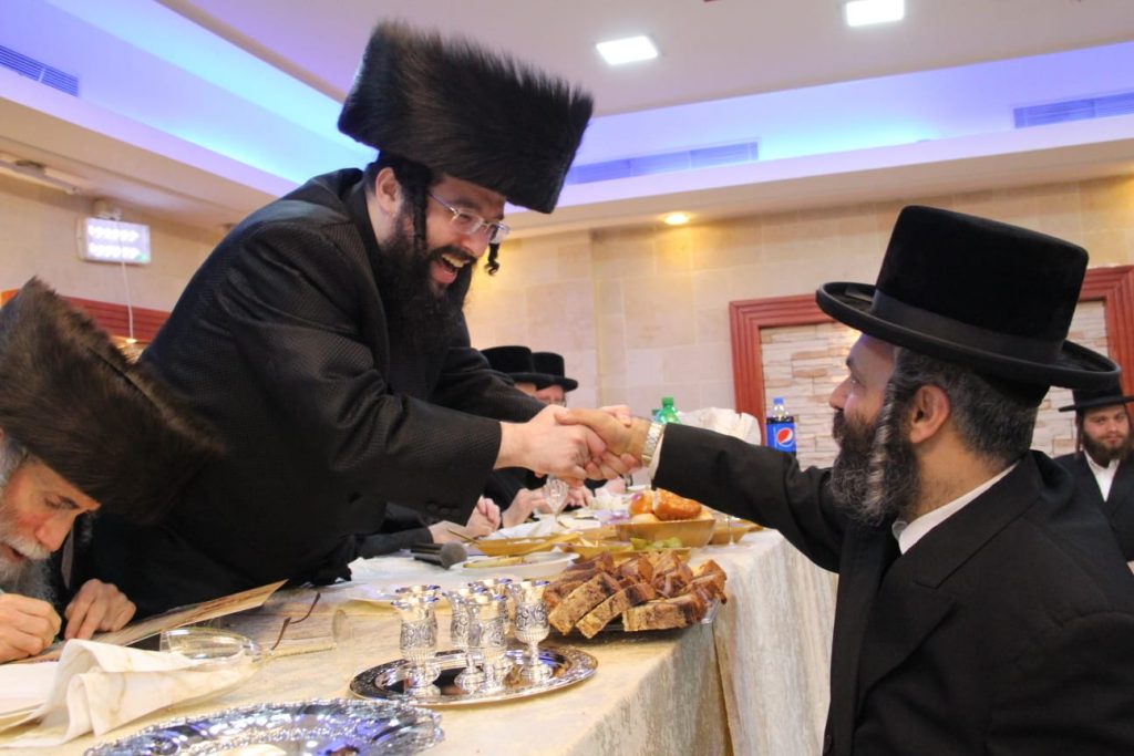 שמחת בית האלמין, ערלוי, קאפיטשניץ, אלכסנדר