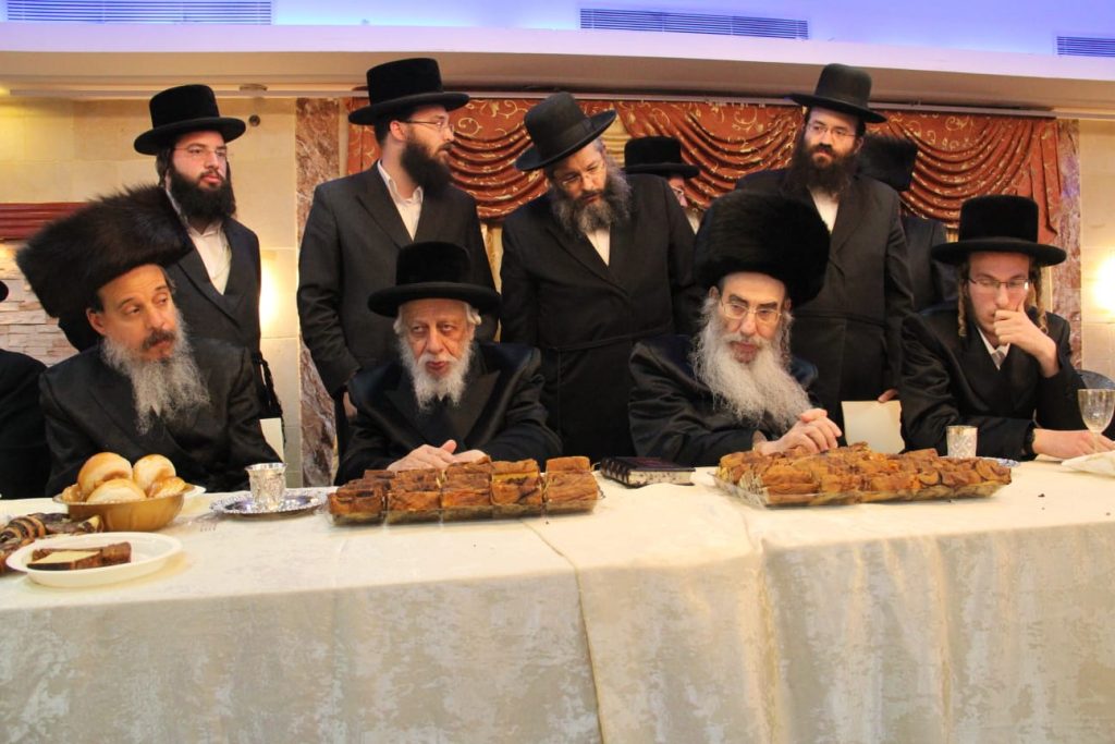 שמחת בית האלמין, ערלוי, קאפיטשניץ, אלכסנדר