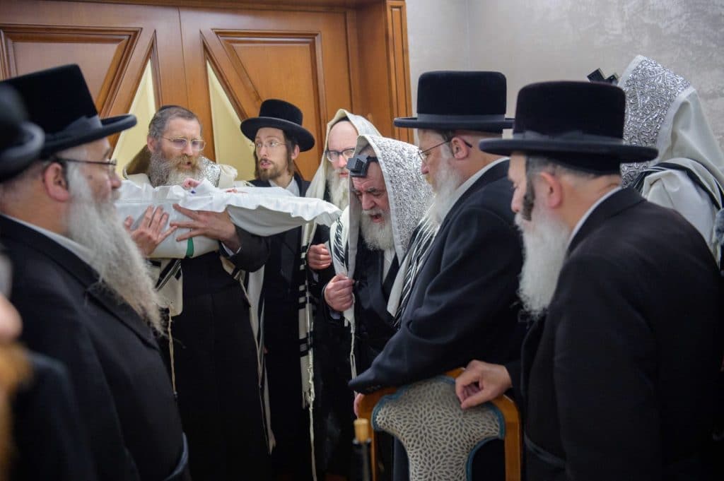 בביקור בזק: האדמו"ר מויזניץ כבש את לונדון