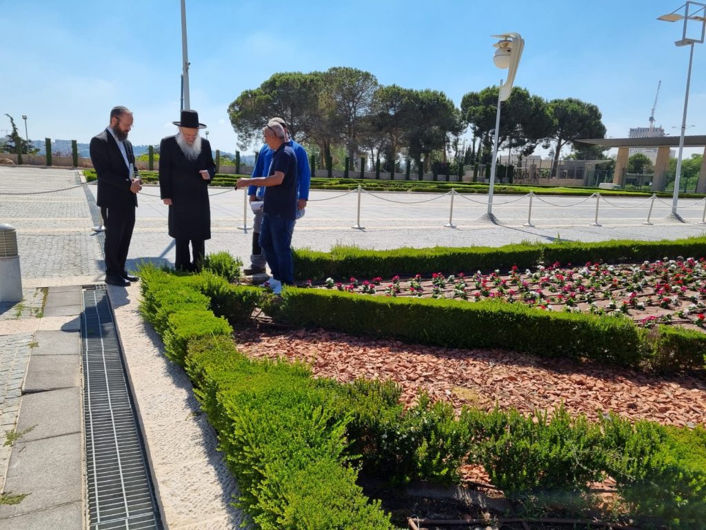 לקראת שנת השמיטה: הגר"י אפרתי פגש את הגננים בכנסת