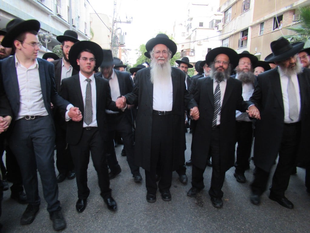 מעמד הכנסת ספר תורה לע"נ הנער משה ביסטריצר זצ"ל