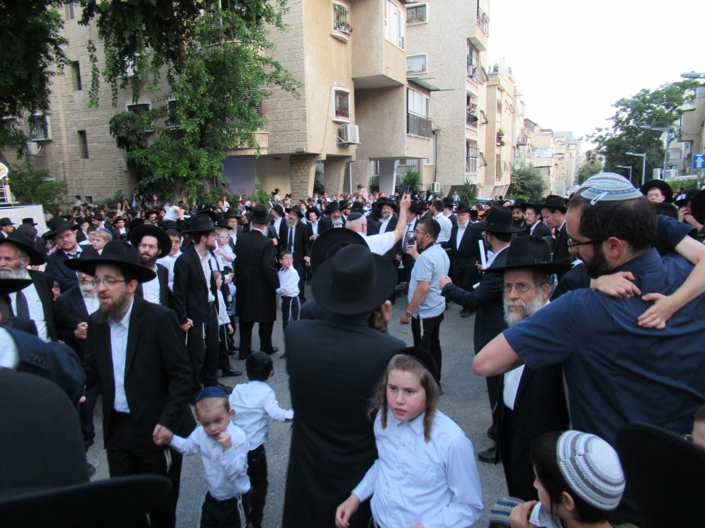 מעמד הכנסת ספר תורה לע"נ הנער משה ביסטריצר זצ"ל